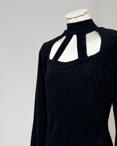 Vestido de terciopelo negro años 80