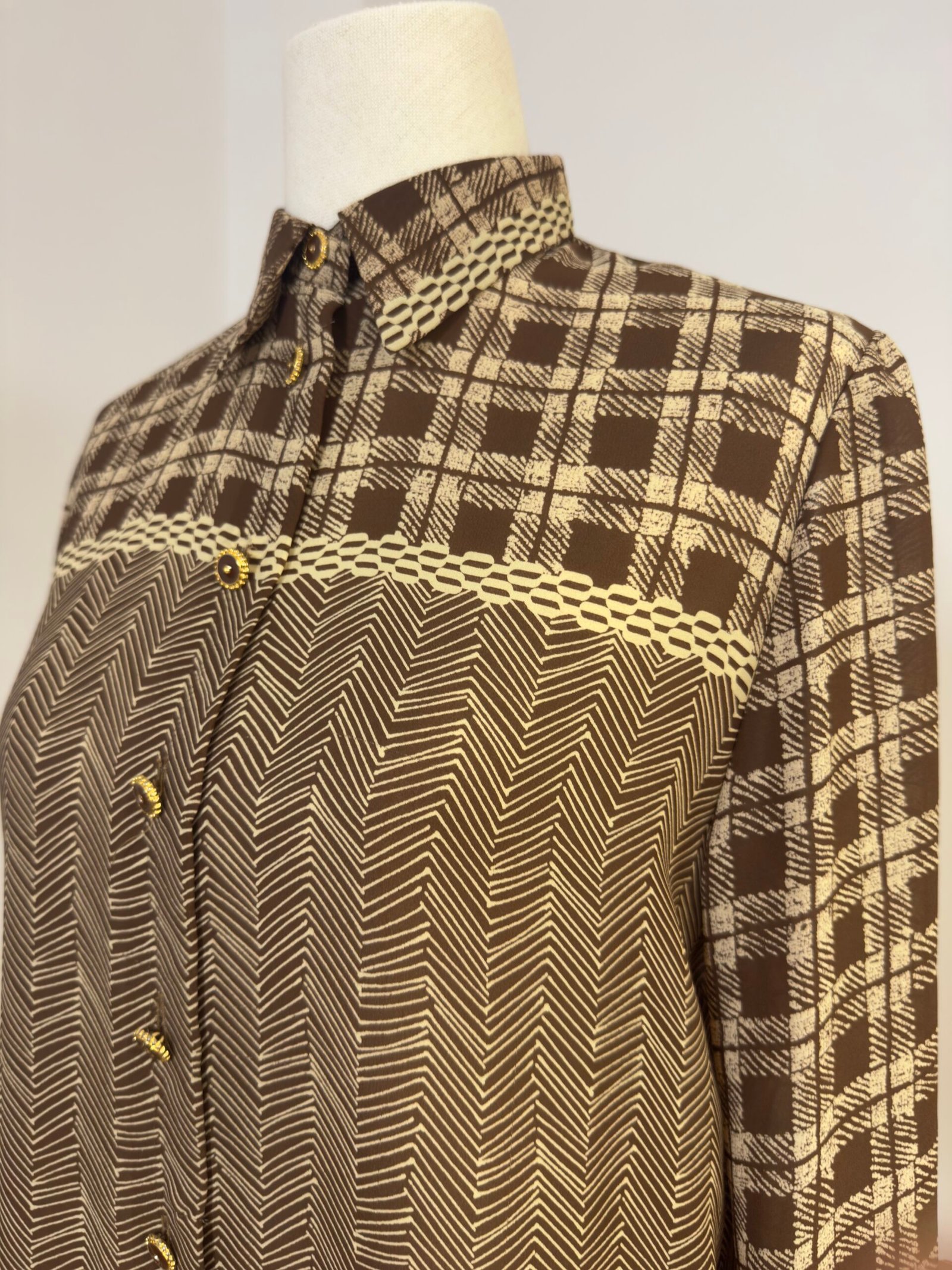 Blusa de manga larga en tonos chocolate - Imagen 5