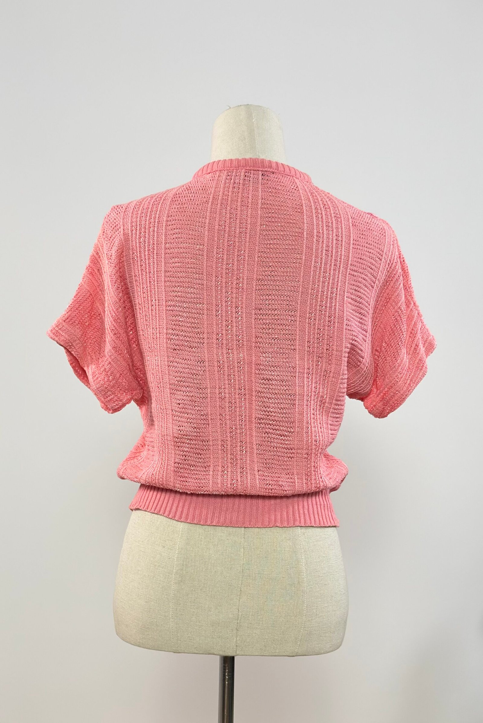 Top manga murciélago rosa chicle con lentejuelas - Imagen 5