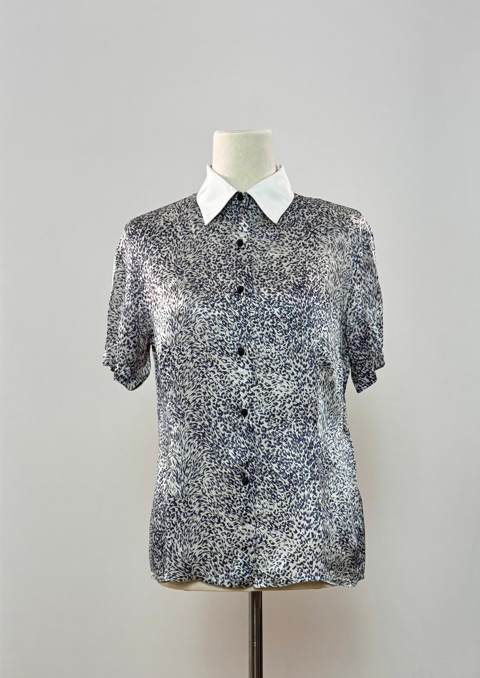 Blusa de manga corta animal print - Imagen 5