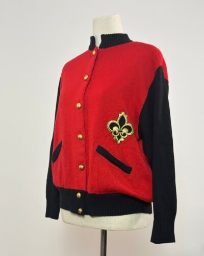 Cardigan tipo bomber roja y negra