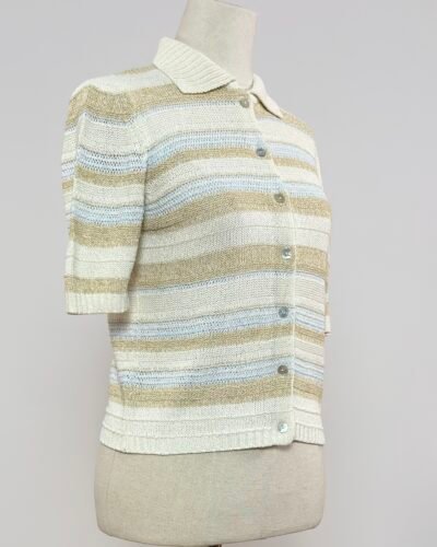 Top tipo polo color crudo a rayas