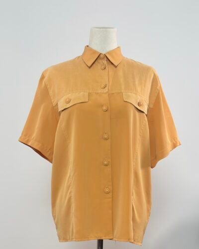 Camisa de manga corta amarillo mostaza