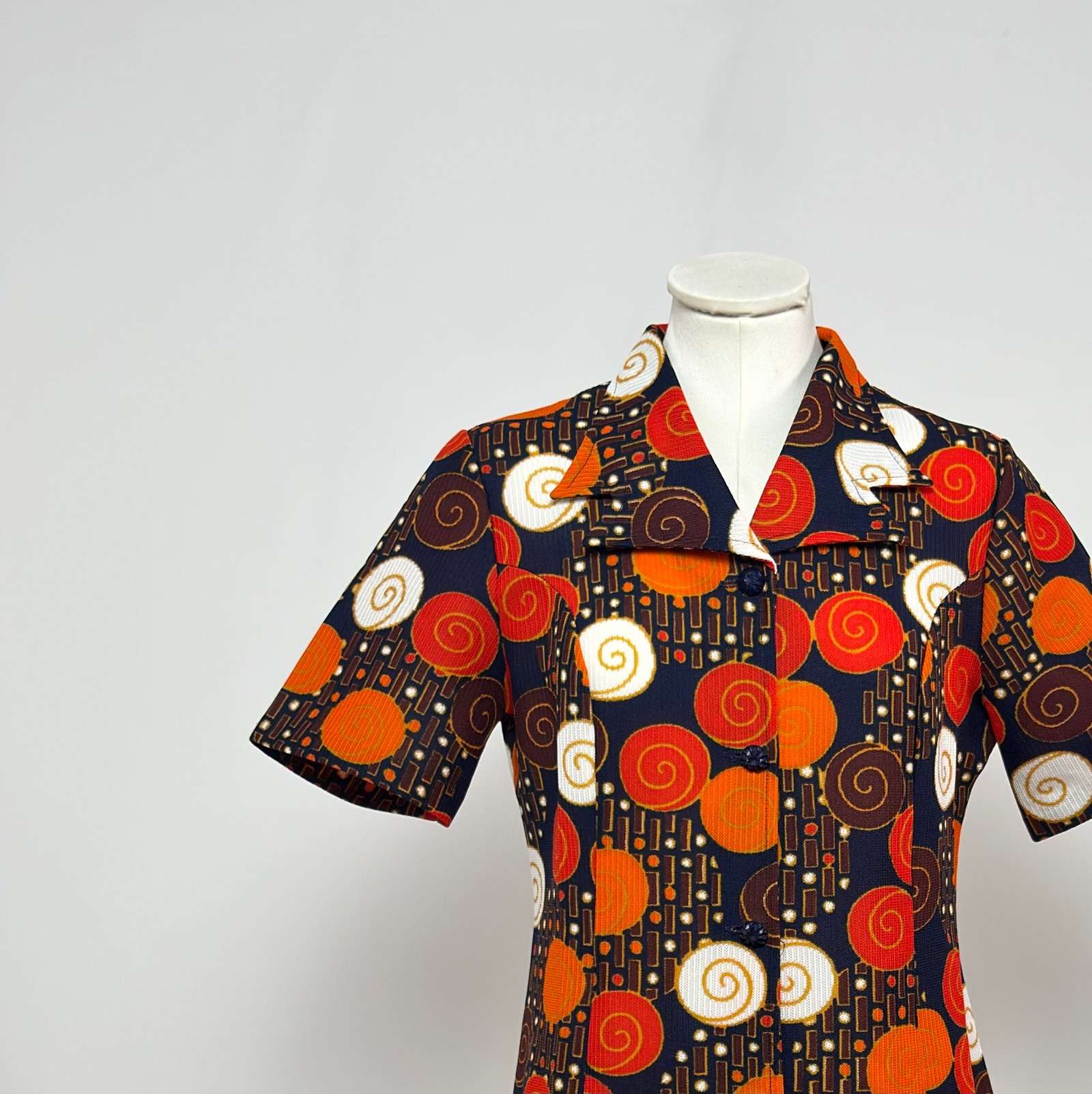 Vestidos años 70 estampado círculos - Imagen 2