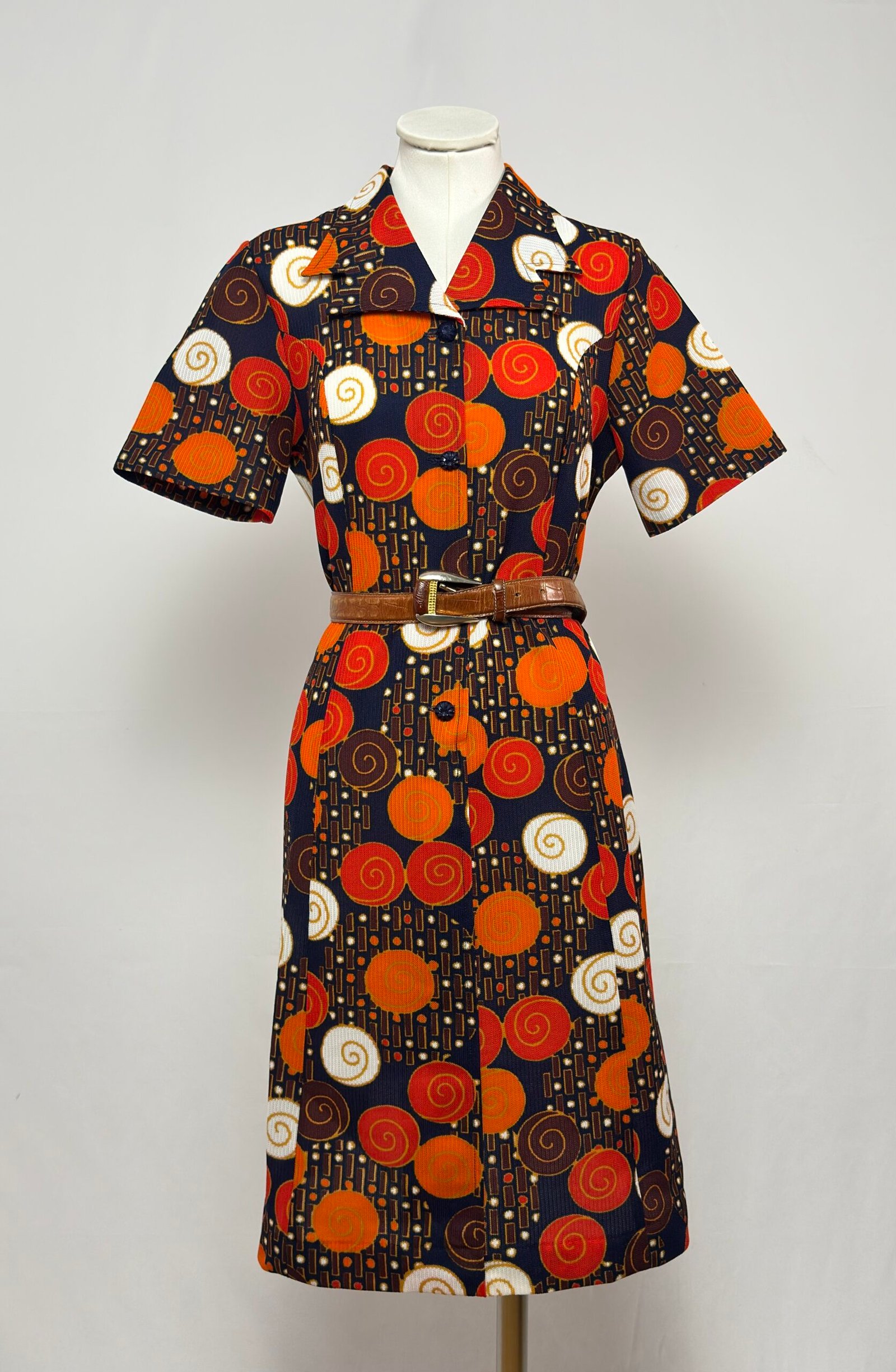 Vestidos años 70 estampado círculos