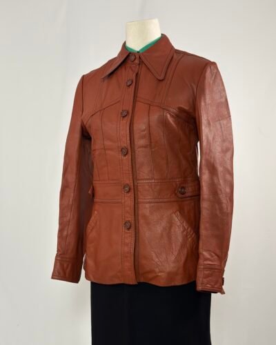Chaqueta de cuero color caldera