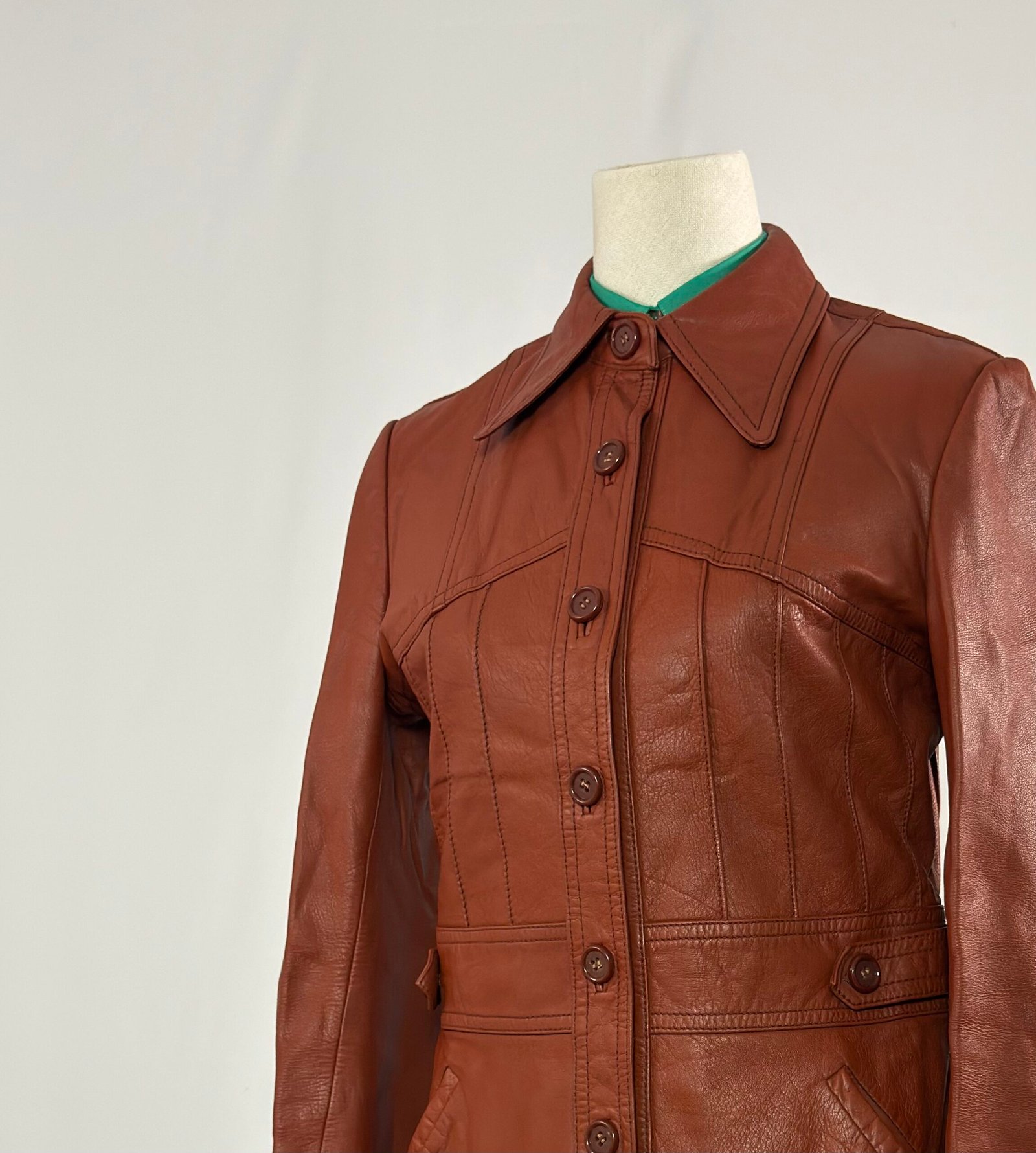 Chaqueta de cuero color caldera - Imagen 5
