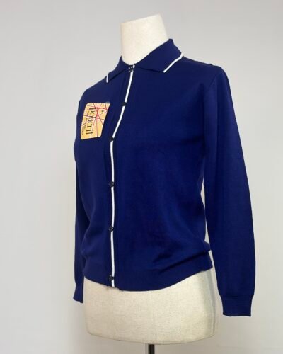 Rebeca de punto azul marino