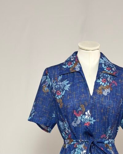 Vestido azulón estampado de flores