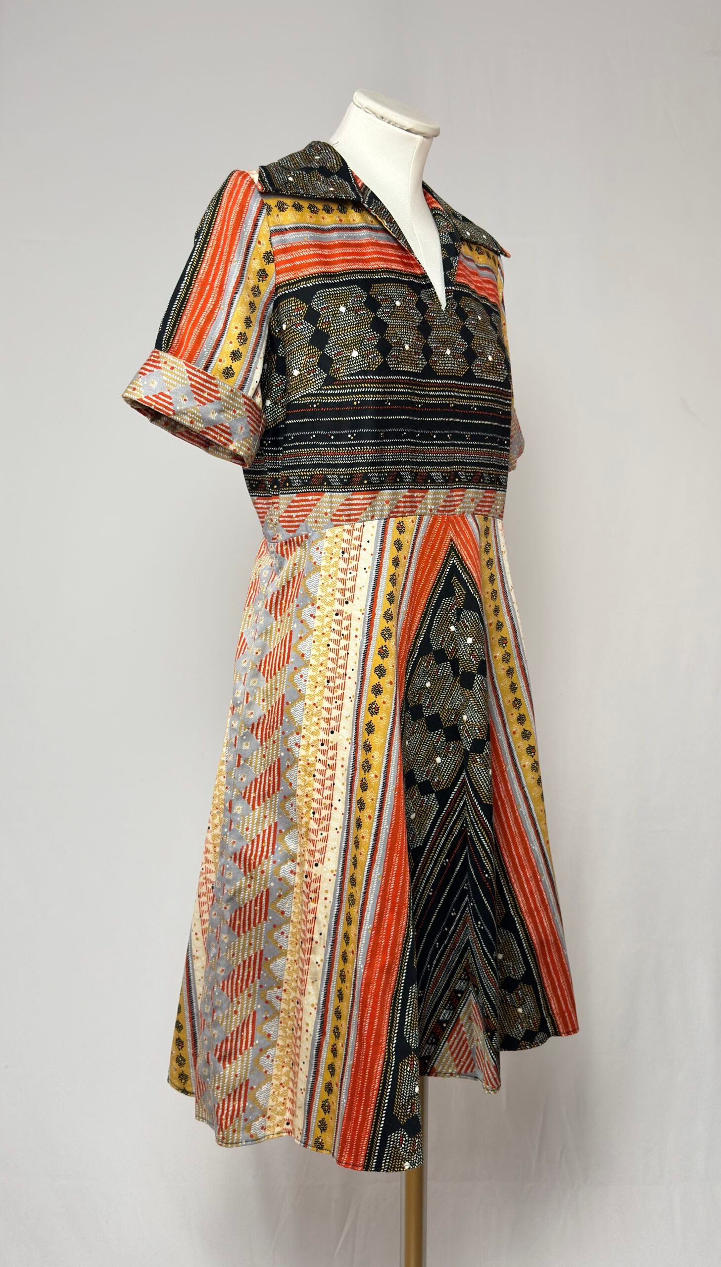 Vestido multi estampado étnico - Imagen 3