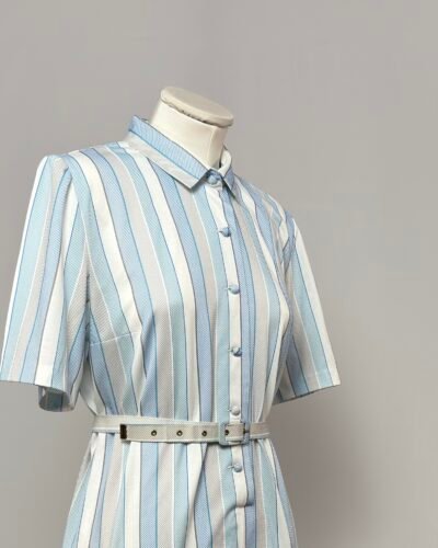 Vestido camisero azul y blanco