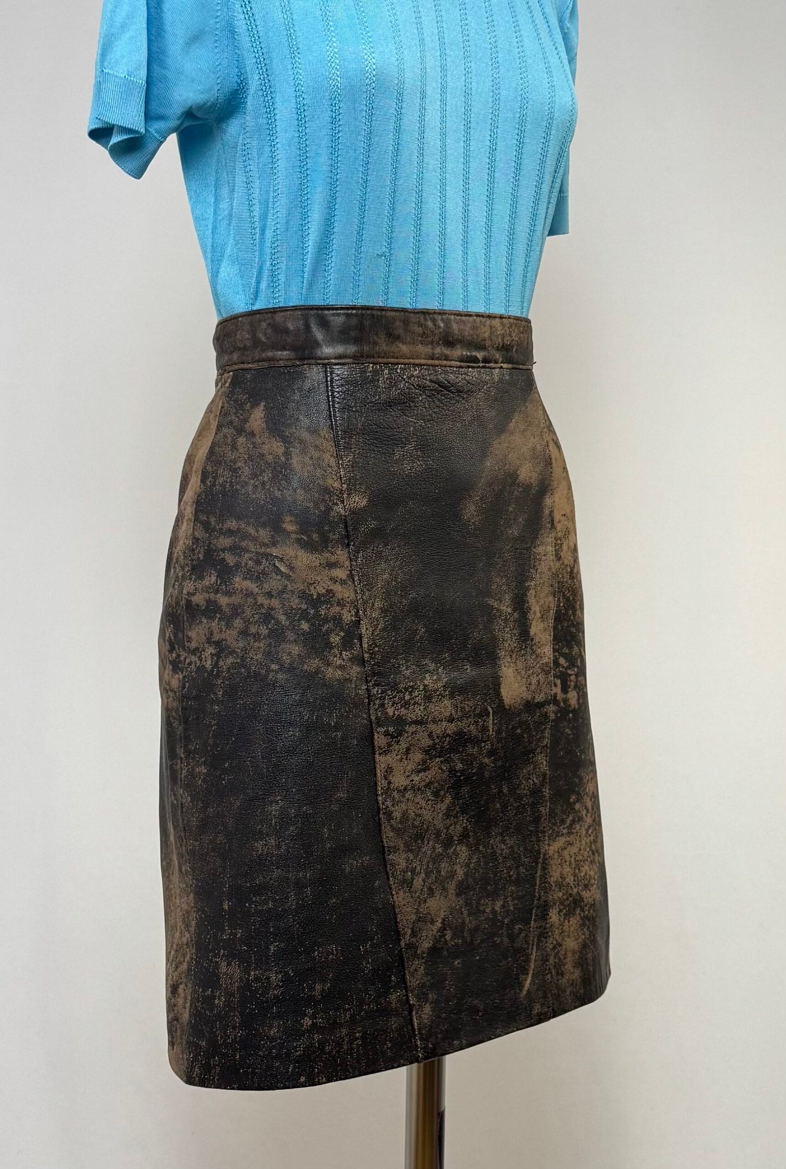 Falda lápiz piel marrón