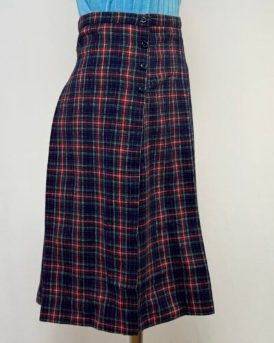 Falda tartán azul y roja