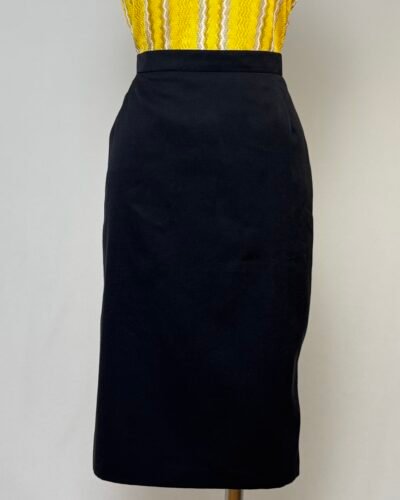 Falda lápiz negra