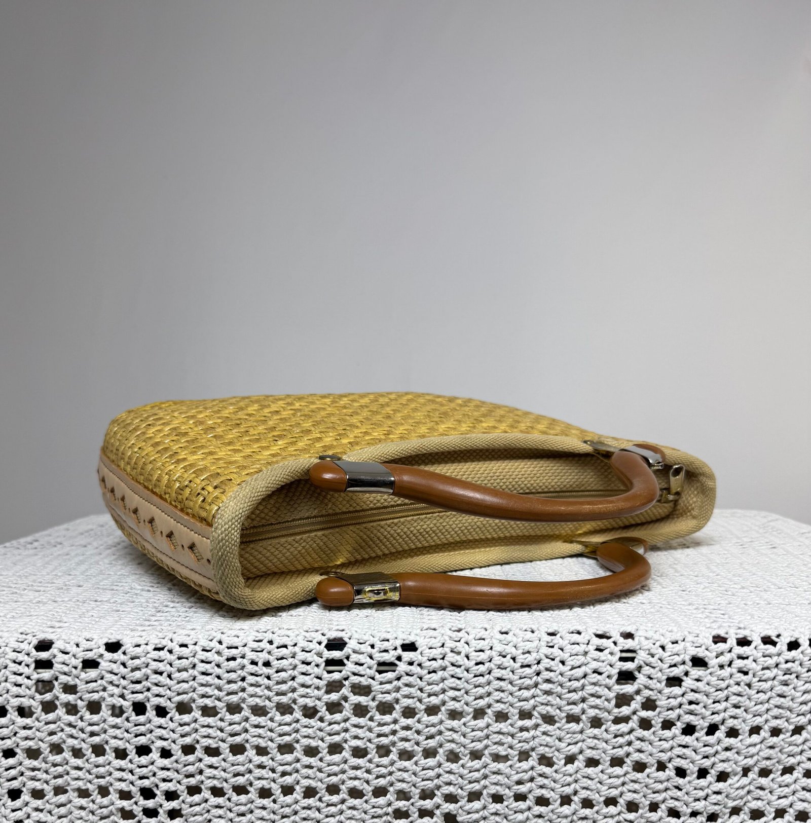 Bolso de esparto con asa de mano - Imagen 3