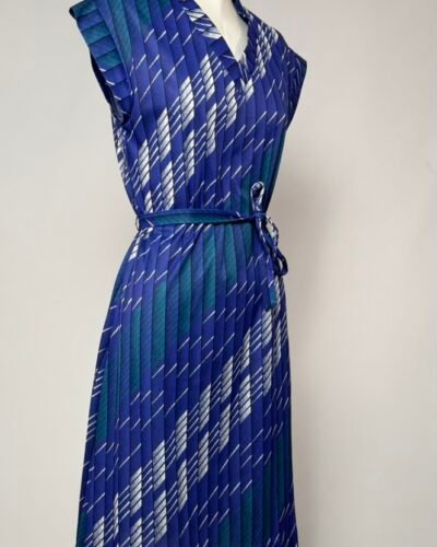 Vestido playero efecto tableado