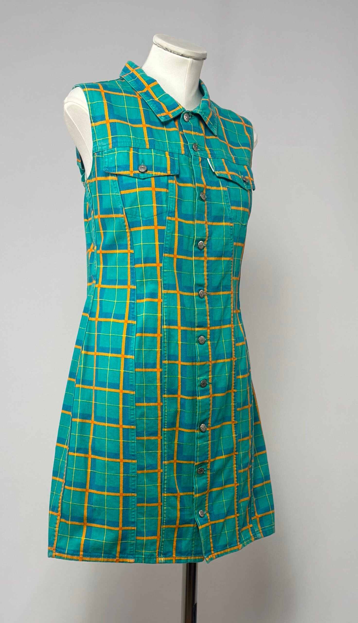 Vestido denim verde con cuadros naranja - Imagen 3