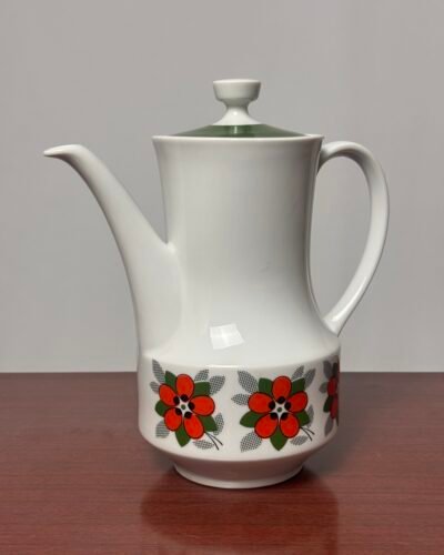 Jarra de porcelana con decoración floral de Bavaria